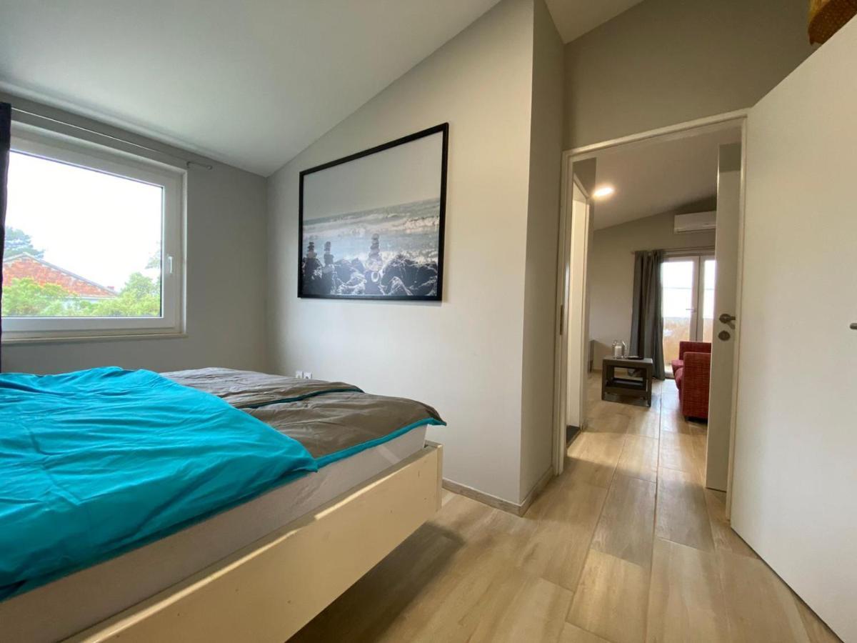 Apartment Novak Vir Luaran gambar