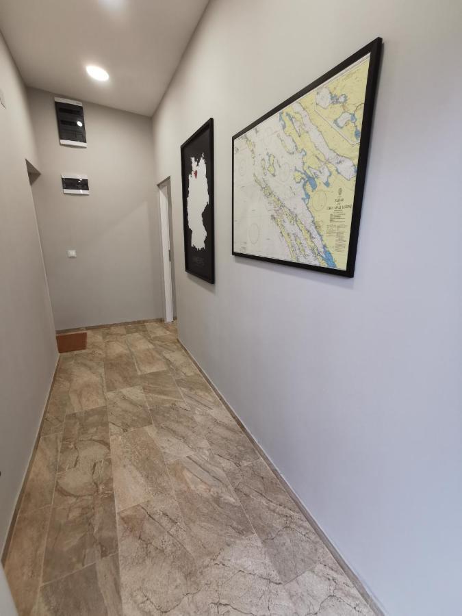 Apartment Novak Vir Luaran gambar