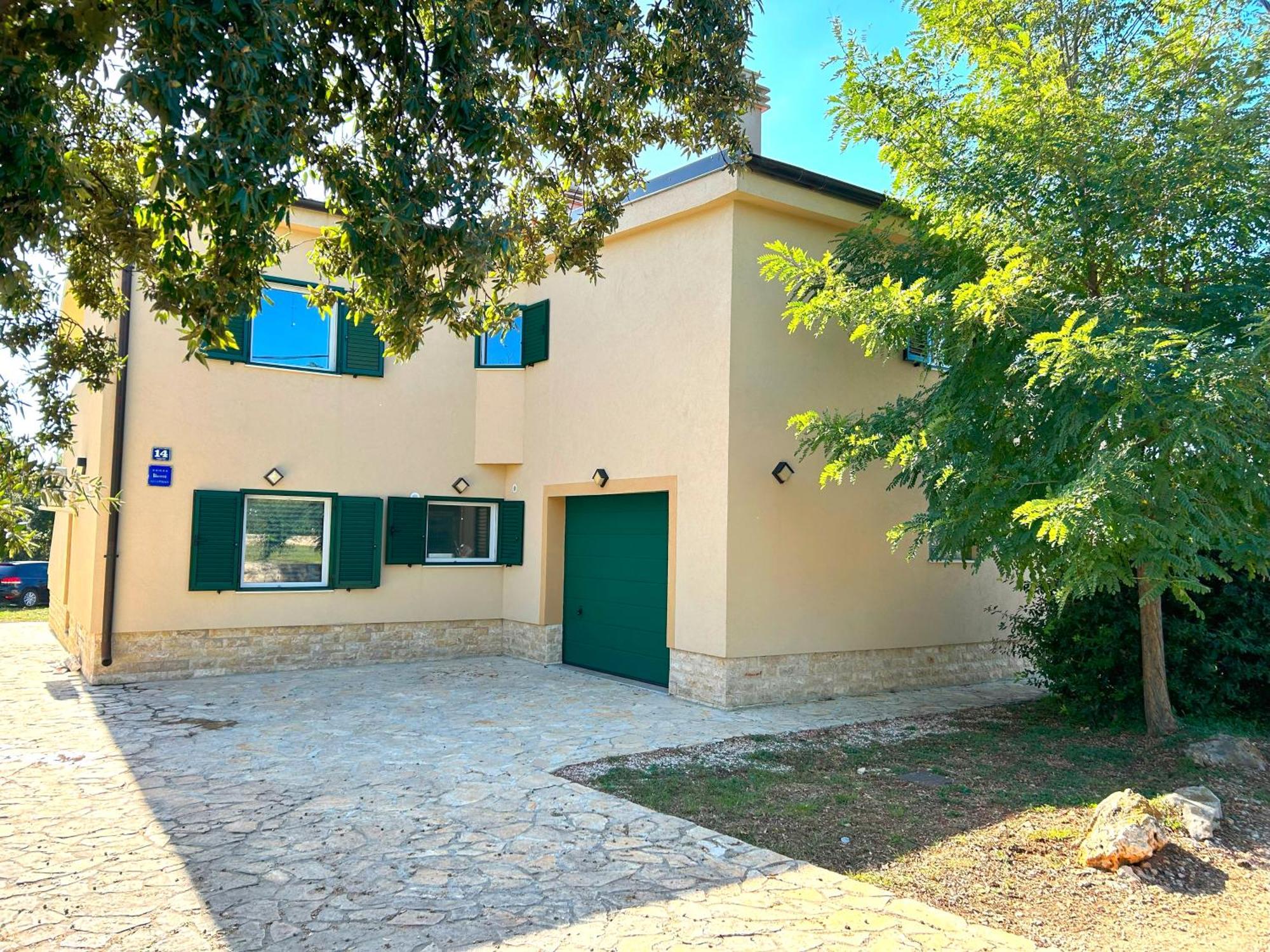 Apartment Novak Vir Luaran gambar